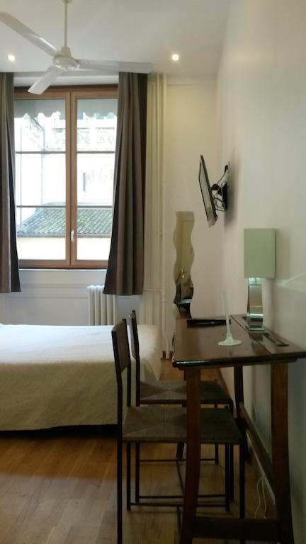 Hotel Le Boulevardier Lyon Room photo